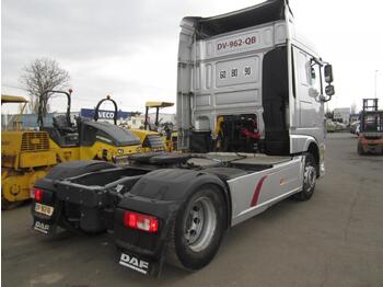 Тягач DAF XF105 460: фото 5