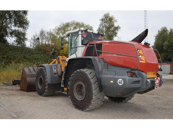 Колёсный погрузчик LIEBHERR L 580