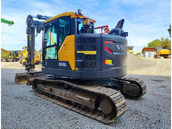 Гусеничный экскаватор VOLVO ECR145EL