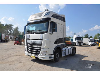 Тягач DAF XF 460