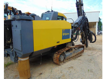 Буровая машина EPIROC