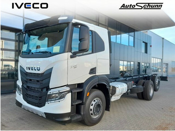 Грузовик-шасси IVECO X-WAY