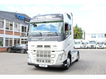 Тягач VOLVO FH 500