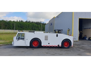 Аэродромный тягач SOVAM