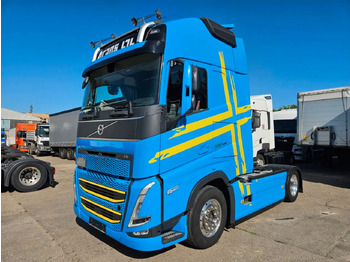 Тягач VOLVO FH 500