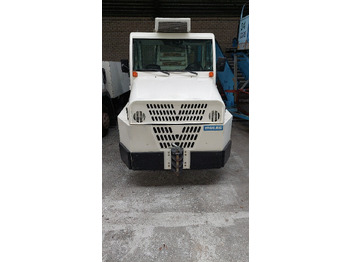 Багажный тягач MULAG