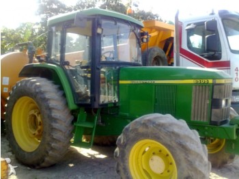 Трактор John Deere 6505: фото 1