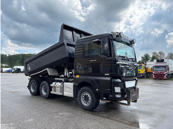 Самосвал MAN TGX 26.580