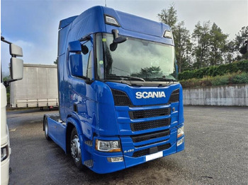 Тягач SCANIA R 450