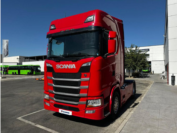 Тягач SCANIA S