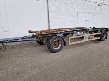 : фото в шапке страницы