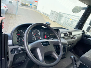 Фото интерьера 2: MAN TGL 12.250/340 4X2 BL TGL 12.250/340 4X2 BL mit Dhollandia LBW, 42 cbm в лизинг MAN TGL 12.250/340 4X2 BL TGL 12.250/340 4X2 BL mit Dhollandia LBW, 42 cbm