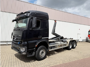 Крюковой мультилифт MERCEDES-BENZ Arocs 3351