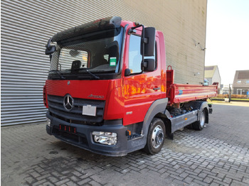 Самосвал MERCEDES-BENZ Atego 818