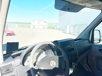Тентованный фургон, Грузопассажирский фургон Mercedes-Benz Sprinter 209 CDI 4x2 Doka Sprinter 209 CDI 4x2 Doka: фото 2