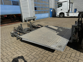 : фото в шапке страницы