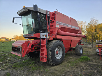 Зерноуборочный комбайн MASSEY FERGUSON