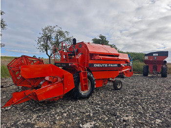 : фото в шапке страницы