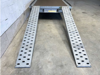 Новый Прицеп для спецтехники UNSINN UF 3617-13 Maschinentransporter: фото 4 Новый Прицеп для спецтехники UNSINN UF 3617-13 Maschinentransporter: фото 4