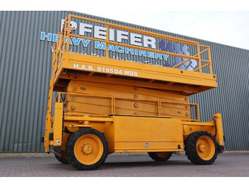 Ножничный подъемник