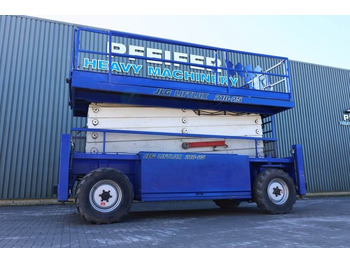 Ножничный подъемник