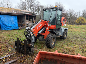 : фото в шапке страницы