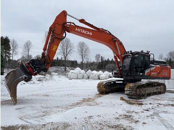 Экскаватор HITACHI ZX300