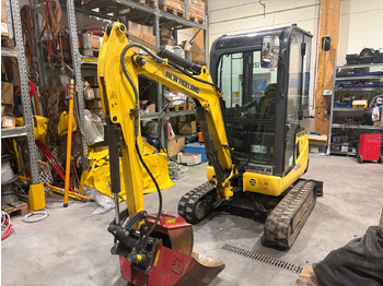 Экскаватор NEW HOLLAND