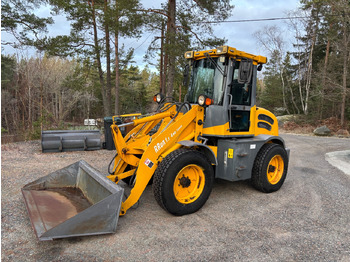 Колёсный погрузчик