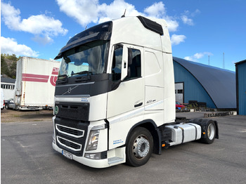 Грузовик VOLVO FH 420