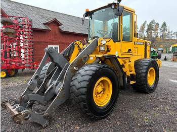 Колёсный погрузчик VOLVO L70D