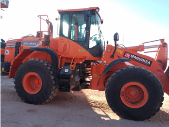 Колёсный погрузчик DOOSAN DL300