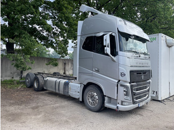 Грузовик-шасси VOLVO FH