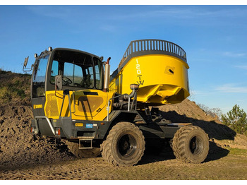 Внедорожный самосвал