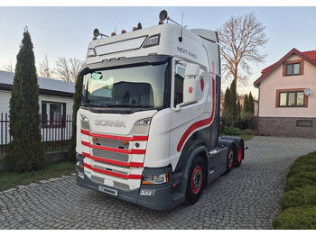 Тягач SCANIA R 450