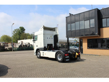 Тягач DAF XF 510 * RETARDER * 4X2 *: фото 3 Тягач DAF XF 510 * RETARDER * 4X2 *: фото 3