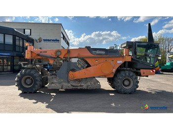 : фото в шапке страницы