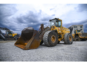 Колёсный погрузчик VOLVO L150