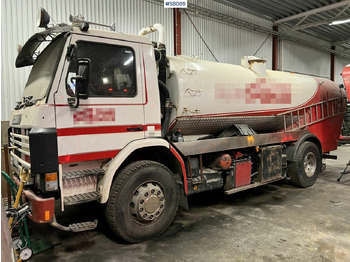 Ассенизатор SCANIA P92
