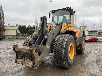 Колёсный погрузчик VOLVO L110E
