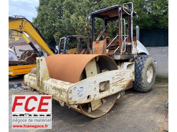 Каток CATERPILLAR CS563E