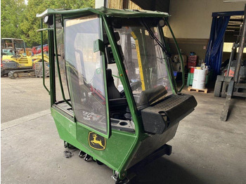 Кабина JOHN DEERE