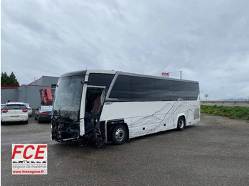 Туристический автобус