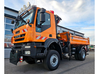 Самосвал IVECO Trakker