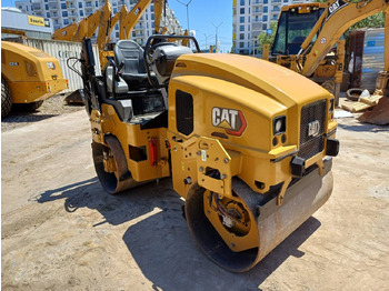 Каток тротуарный CAT CB2.7-03GC: фото 2