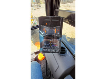 Гусеничный экскаватор CAT 302.7CR: фото 5