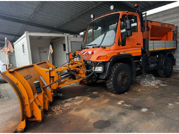 Грузовик UNIMOG U400