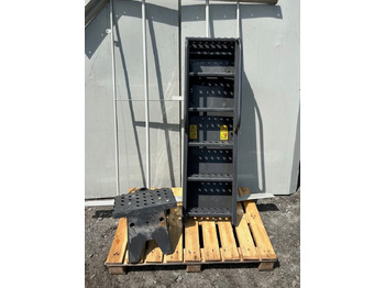 : фото в шапке страницы