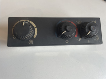 Кабина и интерьер JOHN DEERE