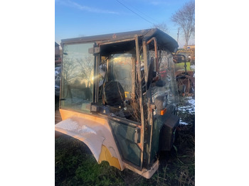 Кабина для Сельскохозяйственной техники M-F Fermec kabina części MF HX50: фото 4 Кабина для Сельскохозяйственной техники M-F Fermec kabina części MF HX50: фото 4